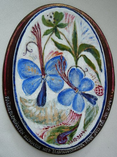Fjärilsblomman. Målning på trä av Gunilla Sjögren